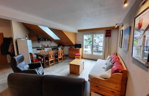 Saint-Gervais-les-Bains Apartment | Duplex - St Gervais - situated steps from the Bettex Gondola Station