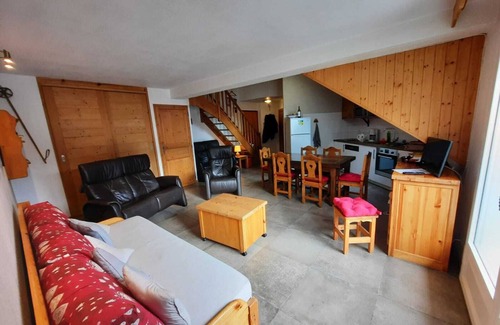Saint-Gervais-les-Bains Apartment | Duplex - St Gervais - situated steps from the Bettex Gondola Station