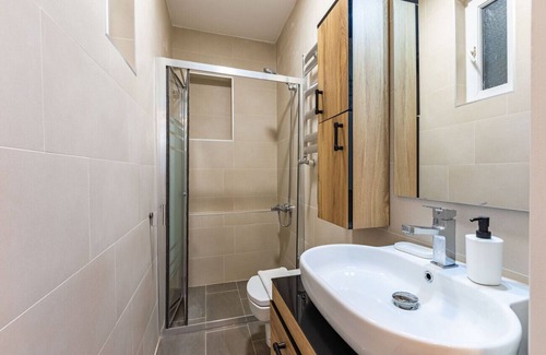 Harbiye Villa | Duplex House near Trendy Attractions in Sisli