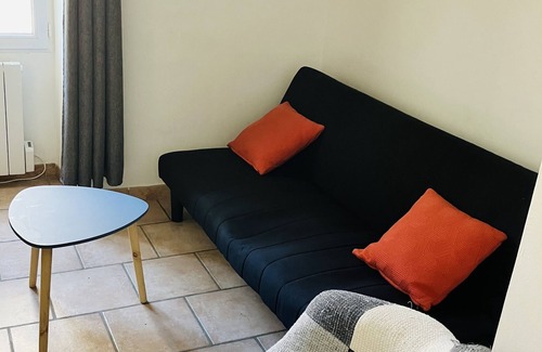 Fontaine-de-Vaucluse Apartment | Duplex in the heart of the village