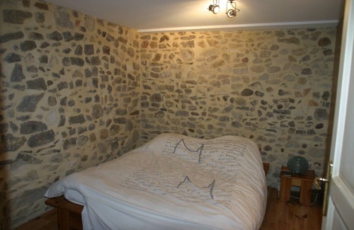 Orange Apartment | Duplex loft in the heart of Orange