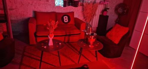 Tourves Apartment | Duplex Love Room & Spa