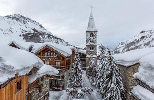 Val-d'Isere Apartment | Duplex montagnard rustique avec cheminée, au vieux village de Val-d'Isère, au pied des pistes - FR-1-694-71