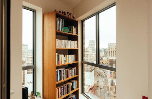 Latchmere Apartment | Duplex Penthouse with Skyline and Terrace in London Battersea