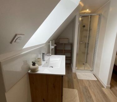 La Celle-sous-Gouzon Apartment | Duplex Port-Louis