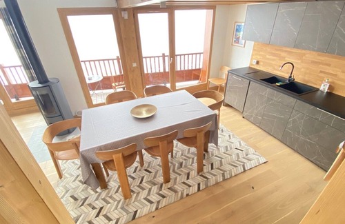 Montalbert Apartment | Duplex top floor, balconies, 4 bedrooms and 3 bathrooms