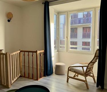 Mers-les-Bains Apartment | Duplex Villa Sarrazine - avec patio privé