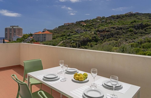 Camara de Lobos Apartment | Duplex with sea view, Reis Magos V