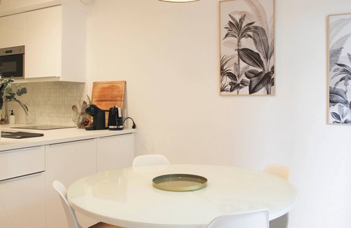 Pantin Apartment | Duplex with terrace and canal de l'Ourcq view