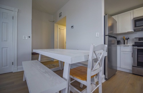 Uptown - Upper Duval Condo | Duval Delight | Recently Remodeled Condo on Duval!