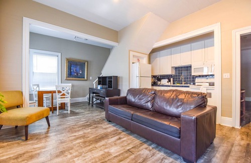 Downtown Apartment | Duval Dream Loft by Brightwild Right on Duval