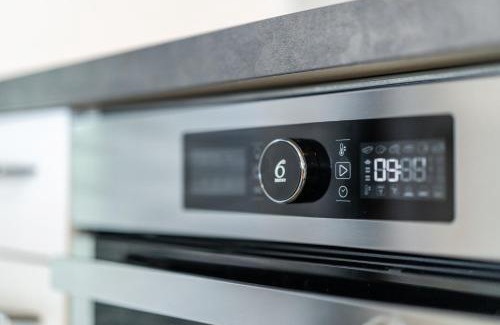 Prague 16 Apartment | Dvouložnicový mezonetový apartmán se dvěma koupelnami v rodinné vile