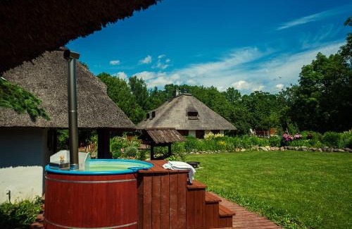 Wegorzewo House | Dworek Króla Stanisława - Apartament Malinowy