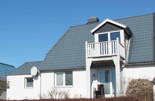Norderhafen Apartment | Dyke nest directly on the outer dike with a wonderful view over the north beach
