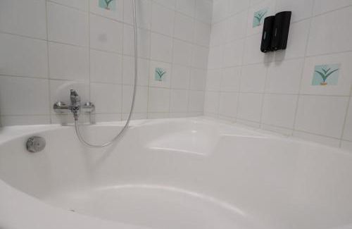 Epernay Apartment | E Le clos des lumières, maison 13 pers avec jardin