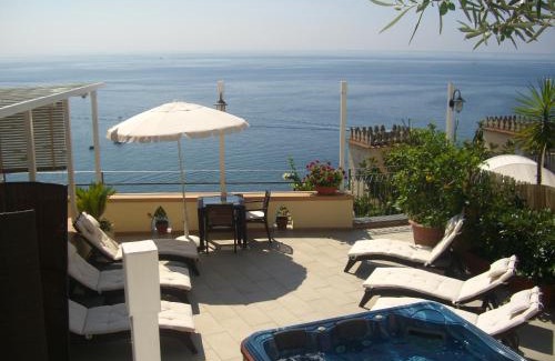 Minori House | E Poi.Ravello