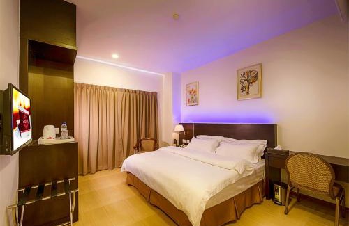 Central Seberang Perai Hotel | E Red Hotel Alma Cosmo