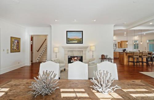 West Beach House | EA1A: 1A Eugenia Avenue