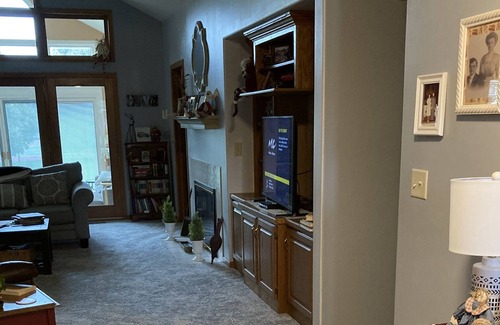 Oshkosh Condo | EAA Room for 2 in condo
