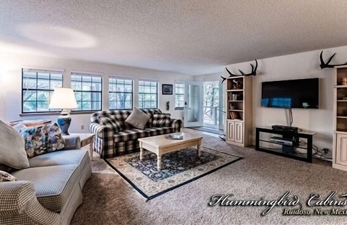 Alto House | Eagle Creek Retreat: 'Gathering Getaway' With hot tub. Pet friendly.