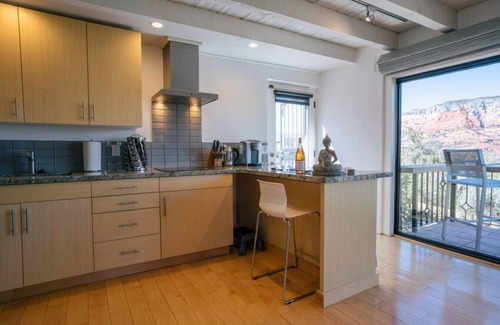 West Sedona Apartment | Eagle Dancer, Upper Casita. A Luxury Retreat w/Spa