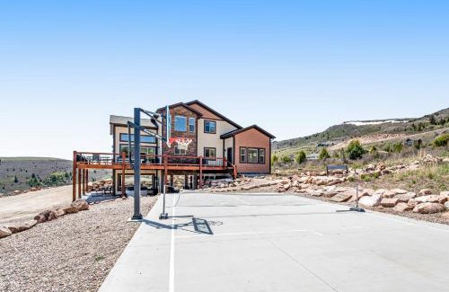 Garden City House | Eagle Feather Lookout