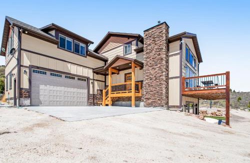 Garden City House | Eagle Feather Lookout