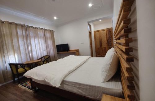 Leh House | Eagle guest house leh