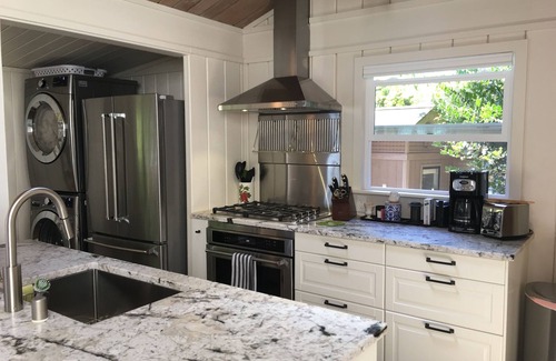 Winslow House | Eagle Harbor View Cottage