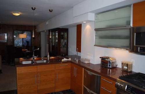 Idyllwild Cabin | Eagle Rest Lodge - Upscale Seclusion with Dramatic Views & EV Charging