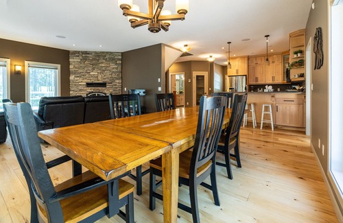 Nordegg House | Eagle Ridge Chalet in beautiful Nordegg, Alberta