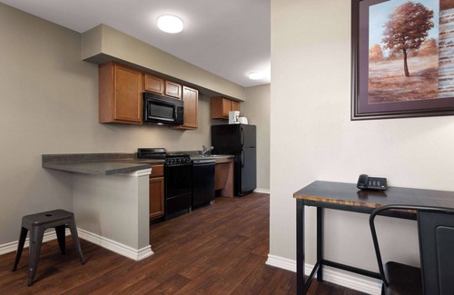 Three Rivers Hotel | Eagle's Den Three Rivers Texas a Travelodge by Wyndham