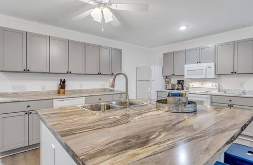 Statesboro Apartment | Eagle's Nest - Upscale Loft,Downtown,Close to GSU!
