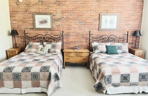 Louisiana Hotel | Eagles Nest Inn