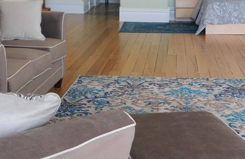 Alma Apartment | EAGLES NEST Loft | Inn At Big River Theatre