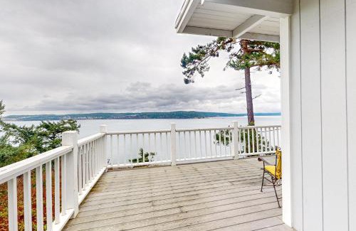 Diamond Point House | Eagles' Oceanview