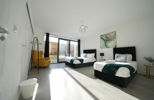 Ealing House | Ealing Broadway Great Stay 7-Minute Walk from the Underground