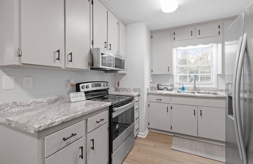 San Luis House | Early & Last Min BKG Discount-Deluxe Stay-3mi to FSU, 4.5mi to Capitol-FAMU