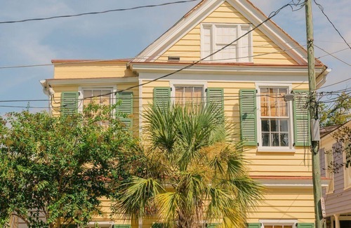 Cannonborough Elliotborough Apartment | East 42 A - Ground floor unit!