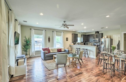 Govalle House | East Austin Hideaway ~ 4 Mi to Ladybird Lake!