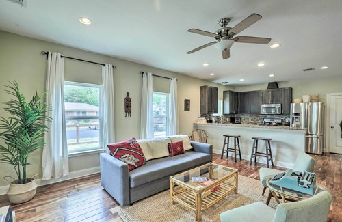 Govalle House | East Austin Hideaway ~ 4 Mi to Ladybird Lake!