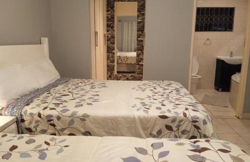 Durban House | East-Coast Guesthouse: Serene, Private, Secure