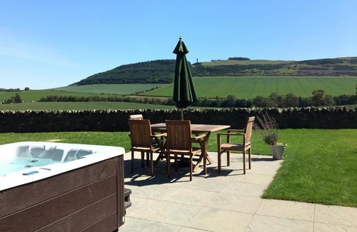 Cupar House | East Cottage Parbroath Farm near Cupar in Fife