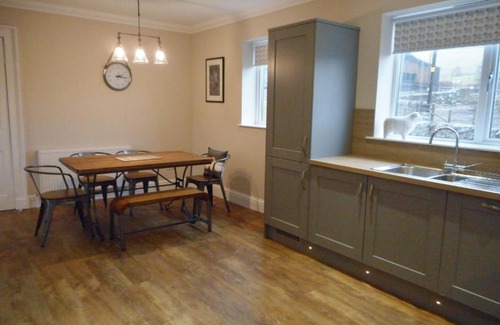 Cupar House | East Cottage Parbroath Farm near Cupar in Fife