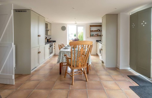 Saxmundham Cottage | East Green Farm Cottages - The Hayloft - sleeps 6 guests in 3 bedrooms