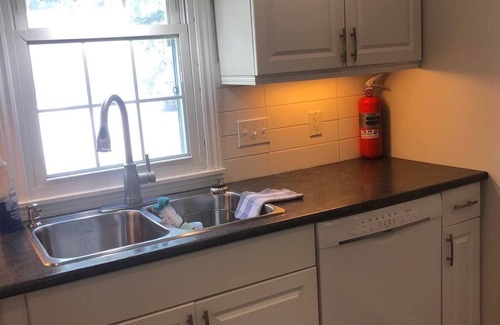 Belleville House | East Hill Retreat