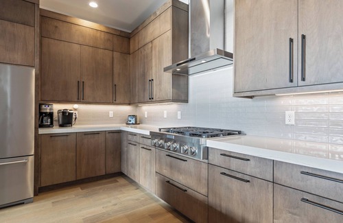 Hideout Apartment | East Klaim Drive Departments