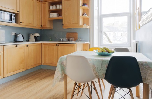 North Berwick Apartment | East sands holiday apartment seafront