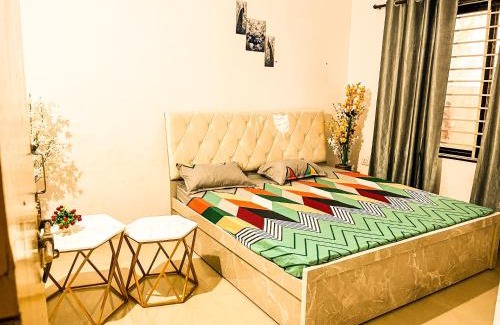 Bhopal Villa | East Street Eleven