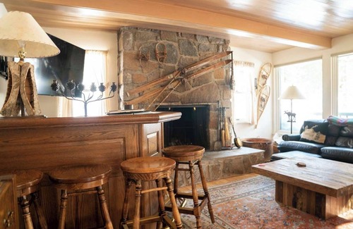 Sugar Bowl Resort House | East Village - Beautiful home nestled in the California's Sierra